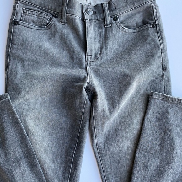 Madewell Gray Skinny/Skinny Jeans - Picture 3 of 8